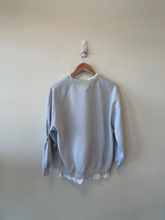 Load image into Gallery viewer, Sweatshirt Size Medium
