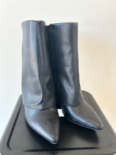 Load image into Gallery viewer, A New Day Boots Womens 9
