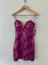 Load image into Gallery viewer, Emerald Sundae Dress Size Extra Large
