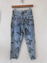 Load image into Gallery viewer, Pac Sun Denim Size 2 (26)
