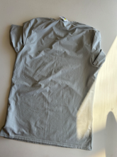 Load image into Gallery viewer, Gym Shark Athletic Top Size Large
