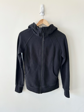 Load image into Gallery viewer, Lulu Lemon Sweatshirt Size Medium
