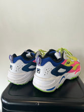 Load image into Gallery viewer, Fila Womens Athletic Shoes Womens 9
