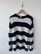 Load image into Gallery viewer, John Galt Sweater Size Small

