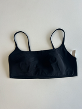 Load image into Gallery viewer, Lulu Lemon Sports Bra Size Medium
