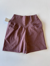 Load image into Gallery viewer, Alphalete Athletic Shorts Size Small
