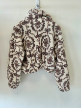 Load image into Gallery viewer, Kimchi And Blue Outerwear Size Medium
