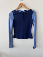 Load image into Gallery viewer, Princess Polly Long Sleeve Top Size Small
