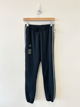 Load image into Gallery viewer, Adidas Athletic Pants Size Small
