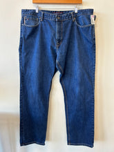 Load image into Gallery viewer, Tommy Hilfiger Denim Size 40
