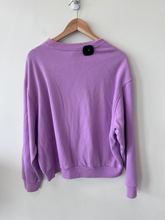 Load image into Gallery viewer, Pac Sun Sweatshirt Size Extra Small
