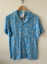 Load image into Gallery viewer, Goodfellow Short Sleeve Top Size Small
