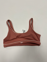 Load image into Gallery viewer, Set Active Sports Bra Size Medium
