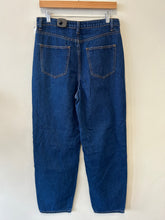 Load image into Gallery viewer, Signature 8 Denim Size Large
