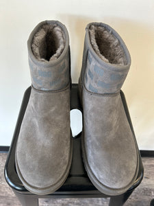 Uggs Boots Womens 12