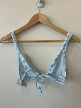 Load image into Gallery viewer, Pac Sun Womens Swimwear Size Large (2 piece)
