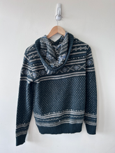 Load image into Gallery viewer, American Eagle Sweater Size Small
