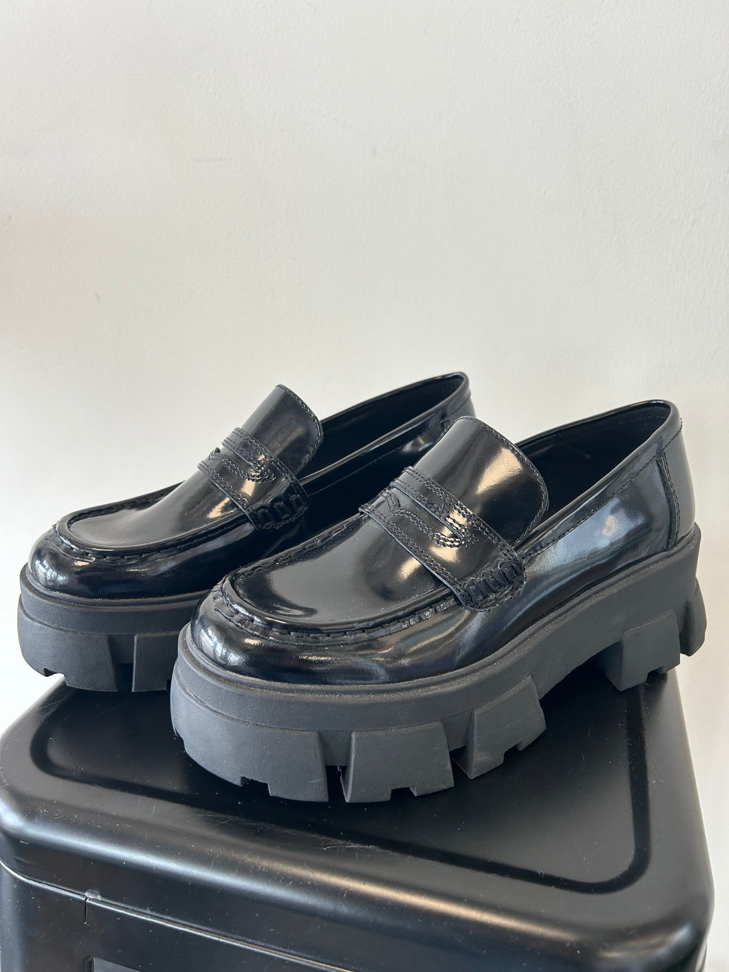 Aldo Casual Shoes Womens 10