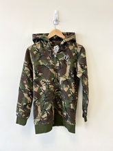 Load image into Gallery viewer, A Bathing Ape Sweatshirt Size Small
