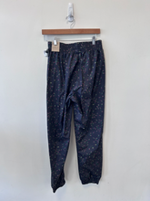 Load image into Gallery viewer, Nike Pants Size Small
