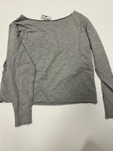 Load image into Gallery viewer, Aeropostale Long Sleeve Top Size Small
