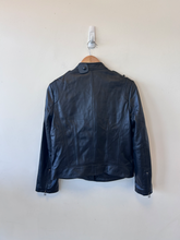Load image into Gallery viewer, Outerwear Size Small
