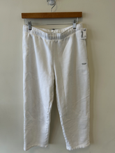 Load image into Gallery viewer, Tna Athletic Pants Size Medium
