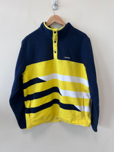 Load image into Gallery viewer, Lands End Outerwear Size Large
