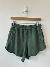 Load image into Gallery viewer, Aerie Shorts Size Small
