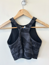 Load image into Gallery viewer, Athleta Athletic Top Size Extra Small
