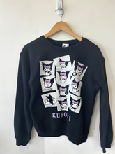 Load image into Gallery viewer, Sweatshirt Size Small
