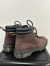 Load image into Gallery viewer, Dr Martens Boots Womens 8
