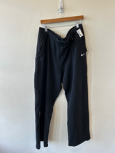 Load image into Gallery viewer, Nike Athletic Pants Size XXL
