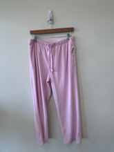 Load image into Gallery viewer, Ypb (By Abercrombie) Athletic Pants Size Medium
