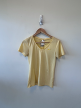 Load image into Gallery viewer, Nike Athletic Top Size Small
