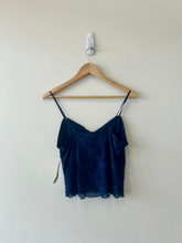 Load image into Gallery viewer, No Boundaries Tank Top Size Medium
