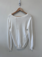 Load image into Gallery viewer, Brandy Melville Sweater Size Small
