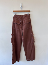 Load image into Gallery viewer, Wild Fable Pants Size 5/6 (28)
