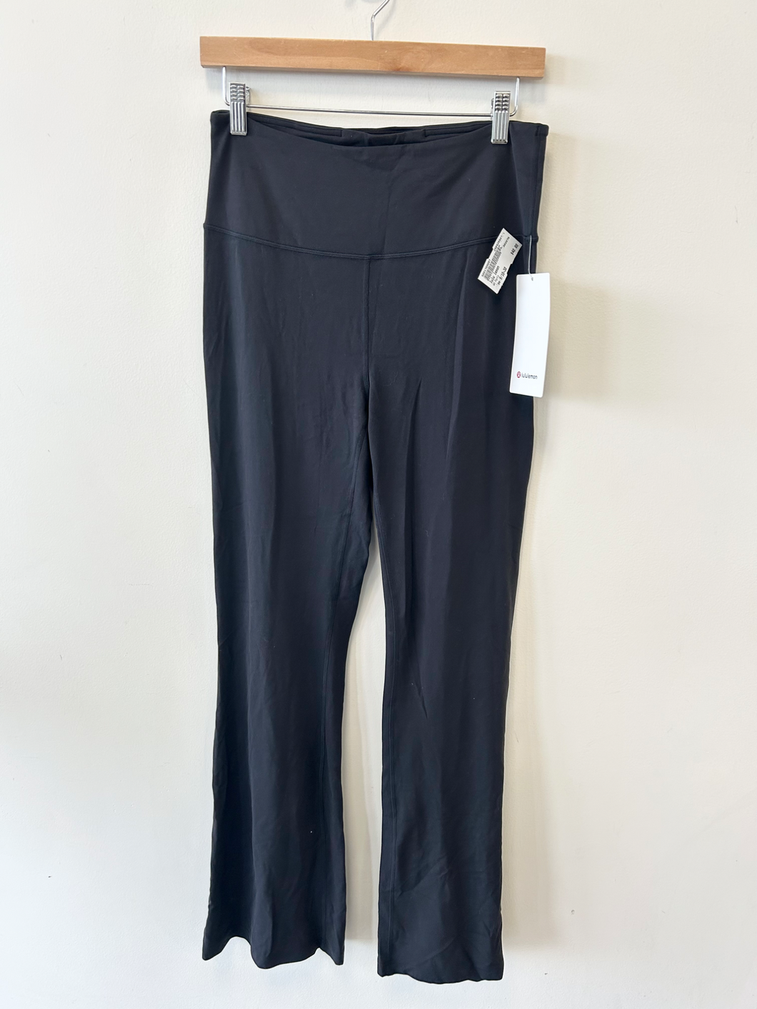 Lulu Lemon Athletic Pants Size 9/10 (30)