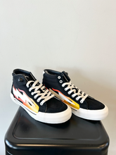 Load image into Gallery viewer, Casual Shoes Mens 8
