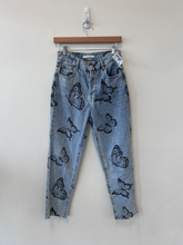 Load image into Gallery viewer, Pac Sun Denim Size 2 (26)
