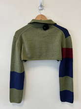 Load image into Gallery viewer, Bdg Sweater Size Small
