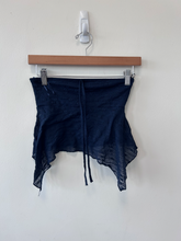 Load image into Gallery viewer, Edikted Tank Top Size Extra Small

