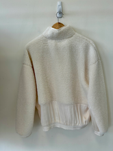 Load image into Gallery viewer, Outerwear Size Small
