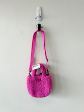 Load image into Gallery viewer, Uggs Purse
