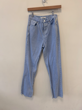 Load image into Gallery viewer, Pac Sun Pants Size 1 (25)
