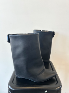 A New Day Boots Womens 9