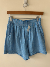 Load image into Gallery viewer, Aerie Shorts Size Small
