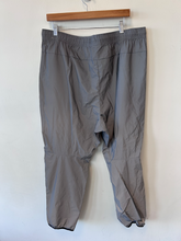 Load image into Gallery viewer, Nike Athletic Pants Size XXL
