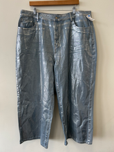 Load image into Gallery viewer, Cider Denim Size 2XL
